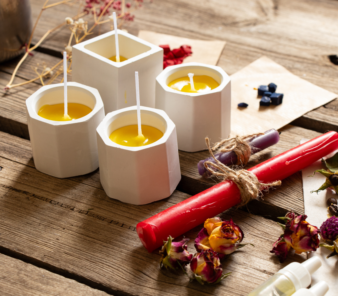 Hexagonal candles with dried flowers